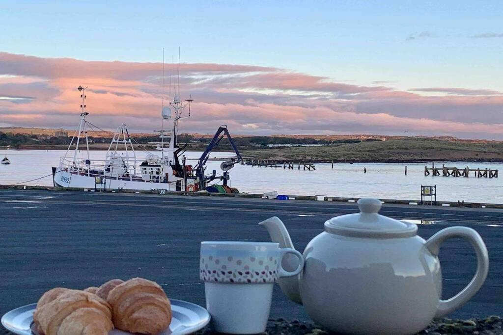 On The Harbour - Unrivalled Views Of Amble'S Harbour And Estuary Villa Exterior photo