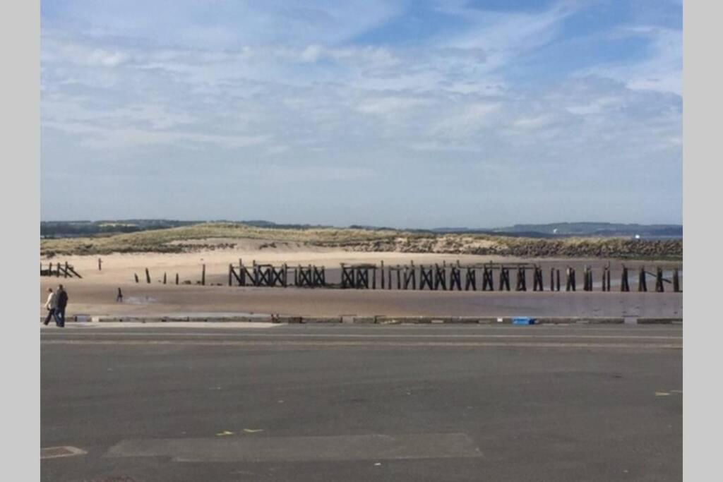 On The Harbour - Unrivalled Views Of Amble'S Harbour And Estuary Exterior photo